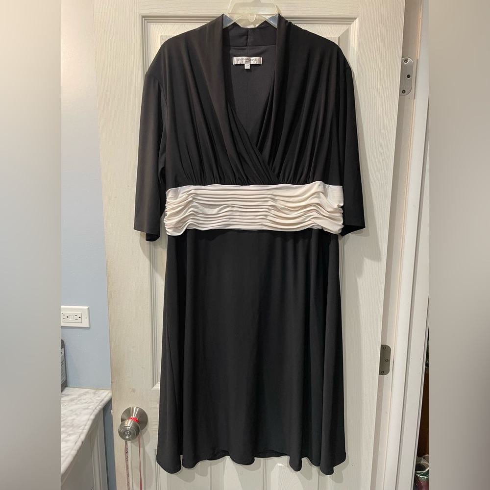 Evan Picone Black and White Pleated Wrap Dress